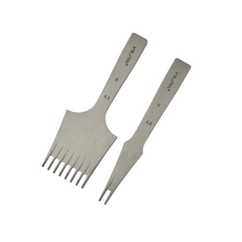 French pricking iron Wuta 4.5mm (2+8, Obverse)